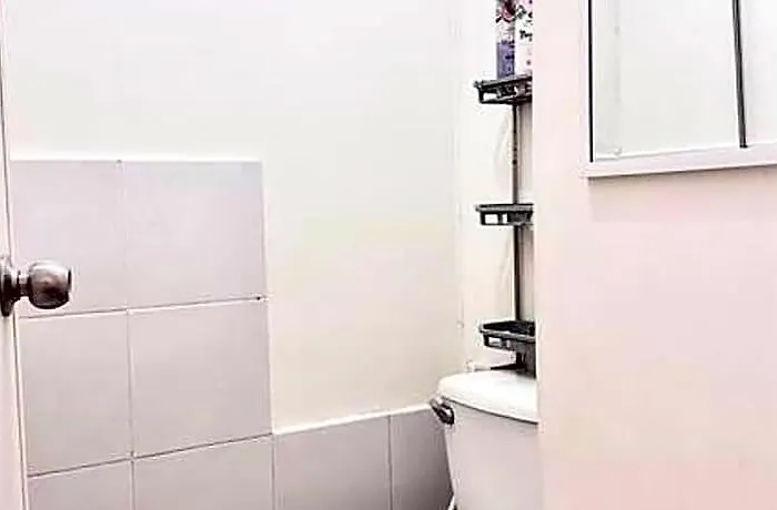 Arkisha's Cozy Place Hotel Manila